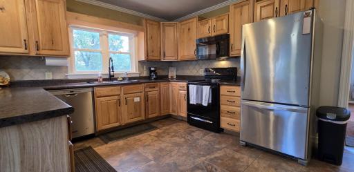 6192 127th Avenue SE, Lisbon, ND 58054