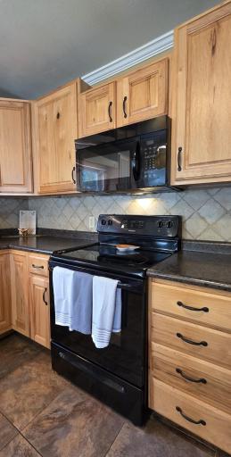 6192 127th Avenue SE, Lisbon, ND 58054