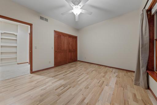 123 Woodhill Court, Mankato, MN 56001