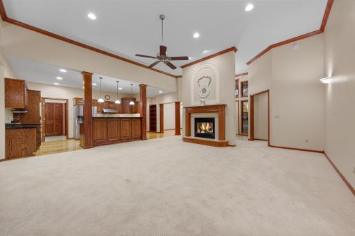 123 Woodhill Court, Mankato, MN 56001