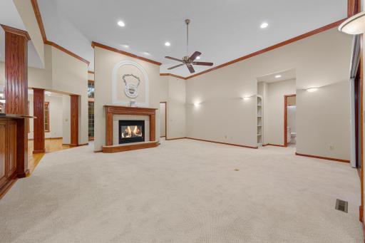 123 Woodhill Court, Mankato, MN 56001