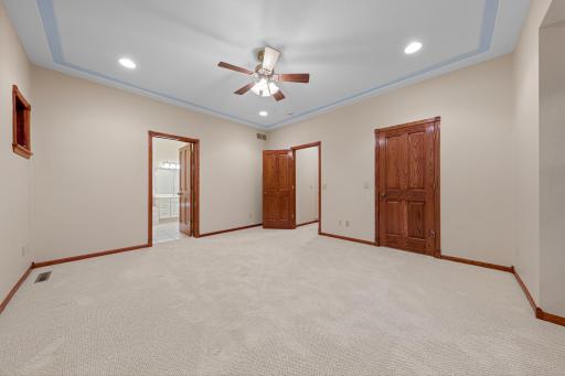 123 Woodhill Court, Mankato, MN 56001