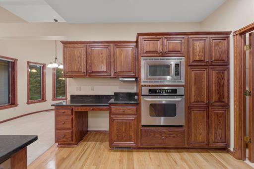 123 Woodhill Court, Mankato, MN 56001