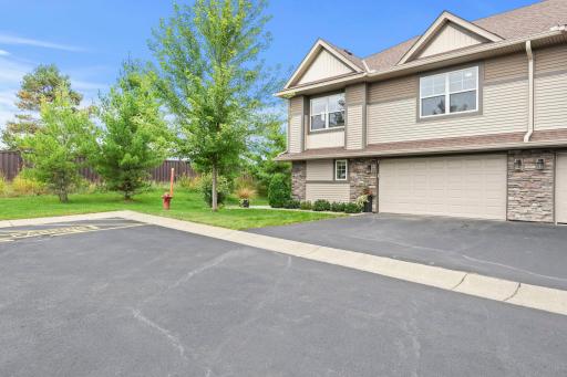 9799 5th Street Lane N, Lake Elmo, MN 55042