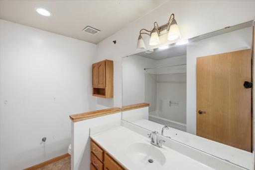 903 8th Avenue N, Minneapolis, MN 55411