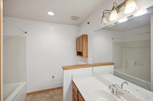 903 8th Avenue N, Minneapolis, MN 55411