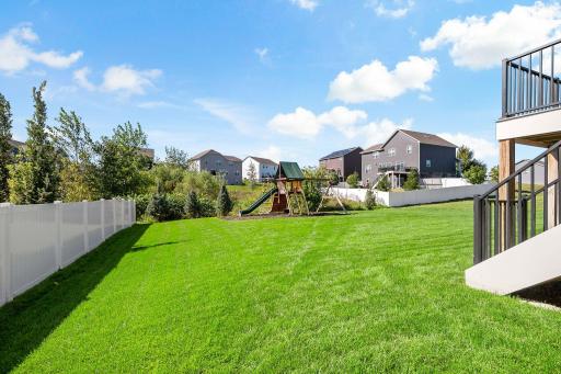2140 Windermere Circle, Shakopee, MN 55379