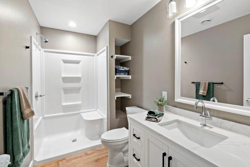 2140 Windermere Circle, Shakopee, MN 55379