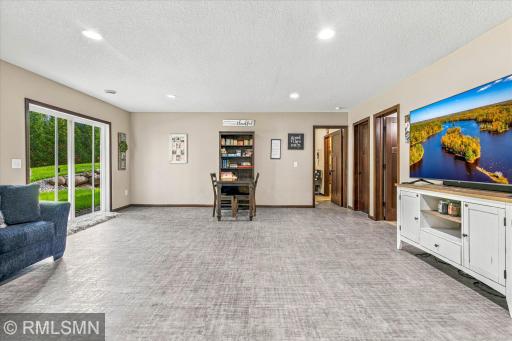 11078 255th Avenue NW, Zimmerman, MN 55398