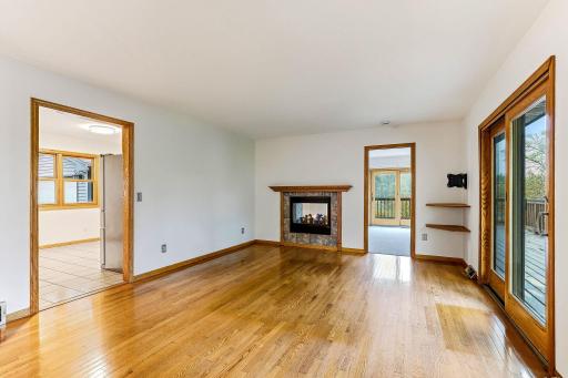 727 Riverside Drive N, Hudson, WI 54016