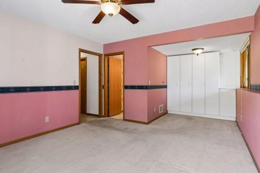 7886 72nd Street S, Cottage Grove, MN 55016