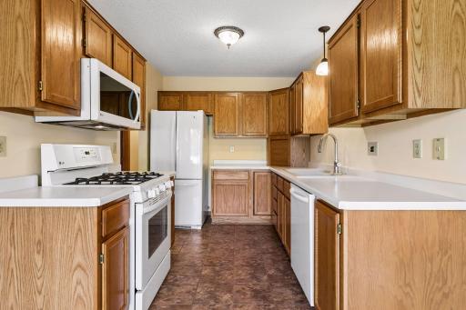 7886 72nd Street S, Cottage Grove, MN 55016