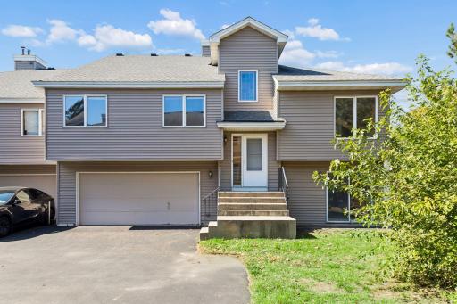 7886 72nd Street S, Cottage Grove, MN 55016