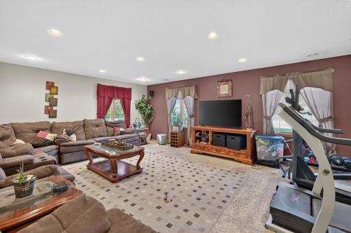 24358 Riverbank Lane NW, Saint Francis, MN 55040