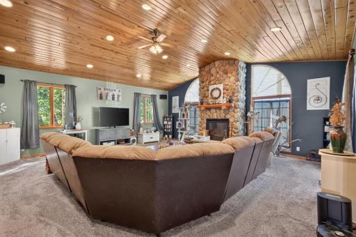 24358 Riverbank Lane NW, Saint Francis, MN 55040