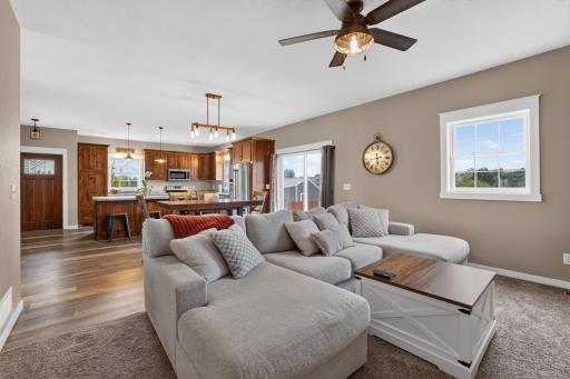 17 Richland Avenue, Saint Charles, MN 55972