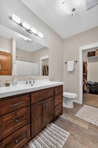 17 Richland Avenue, Saint Charles, MN 55972