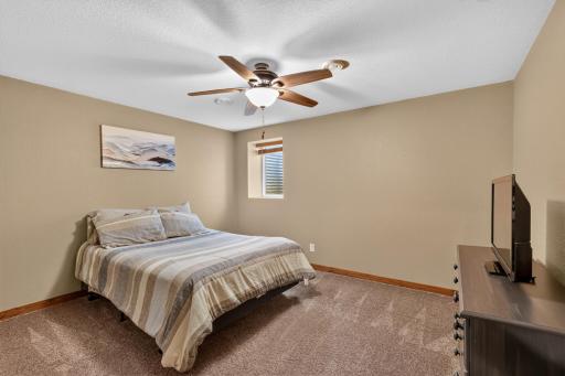 17 Richland Avenue, Saint Charles, MN 55972
