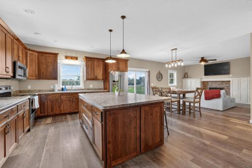 17 Richland Avenue, Saint Charles, MN 55972