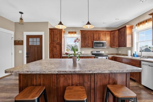 17 Richland Avenue, Saint Charles, MN 55972