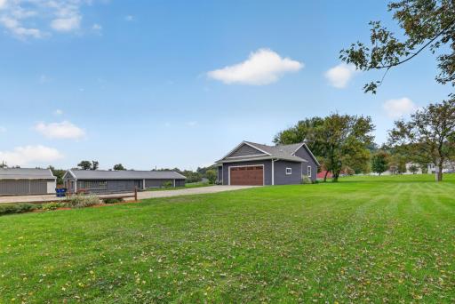17 Richland Avenue, Saint Charles, MN 55972