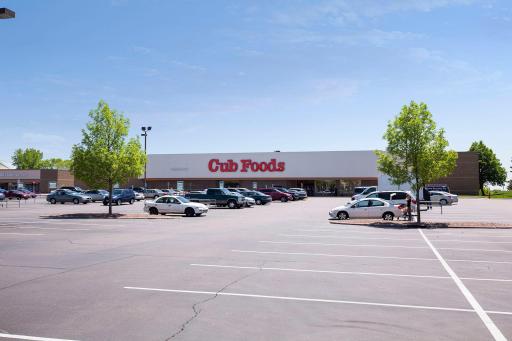 Everyday convenience is close to home, with a variety of nearby grocery stores, coffee shops and shopping options. Target is approximately 2.6 miles away and Trader Joeâs approximately 3.8 miles away, with several parks within about a mile.
