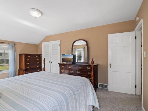 1776 Asbury Street, Saint Paul, MN 55113