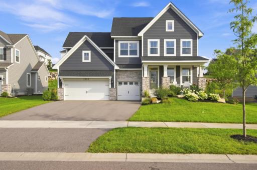 5392 Rolling Hills Parkway, Victoria, MN 55318