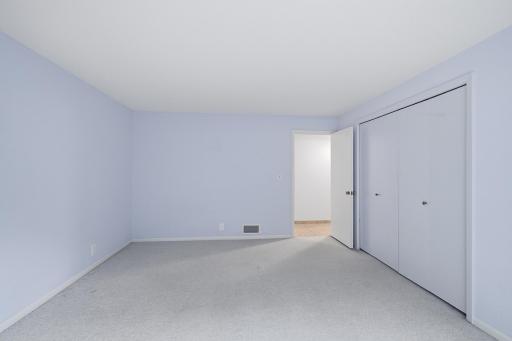 72-print-4890_Regents_Walk_Shorewood_MN_0360.jpg