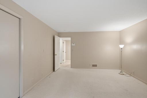 74-print-4890_Regents_Walk_Shorewood_MN_0370.jpg