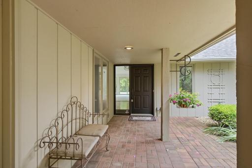11-print-4890_Regents_Walk_Shorewood_MN_0375.jpg