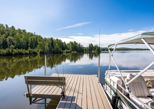 5226 Pontoon Bay Road, Duluth, MN 55803