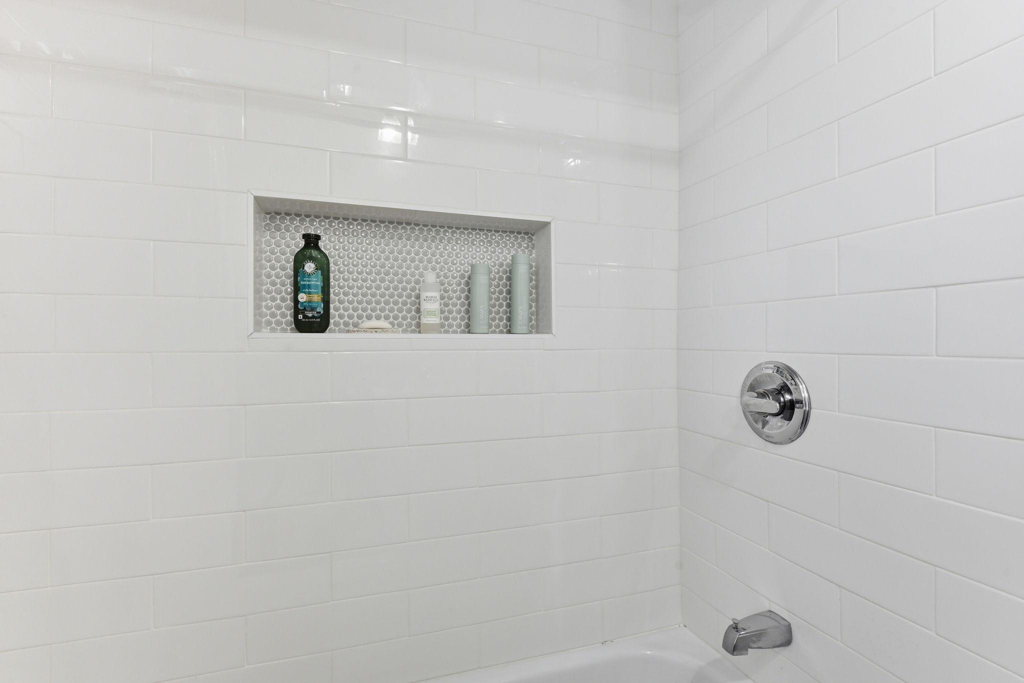 18-web-or-mls-5039-5037-Abbott-Ave-S-DUPLEX-18.jpg