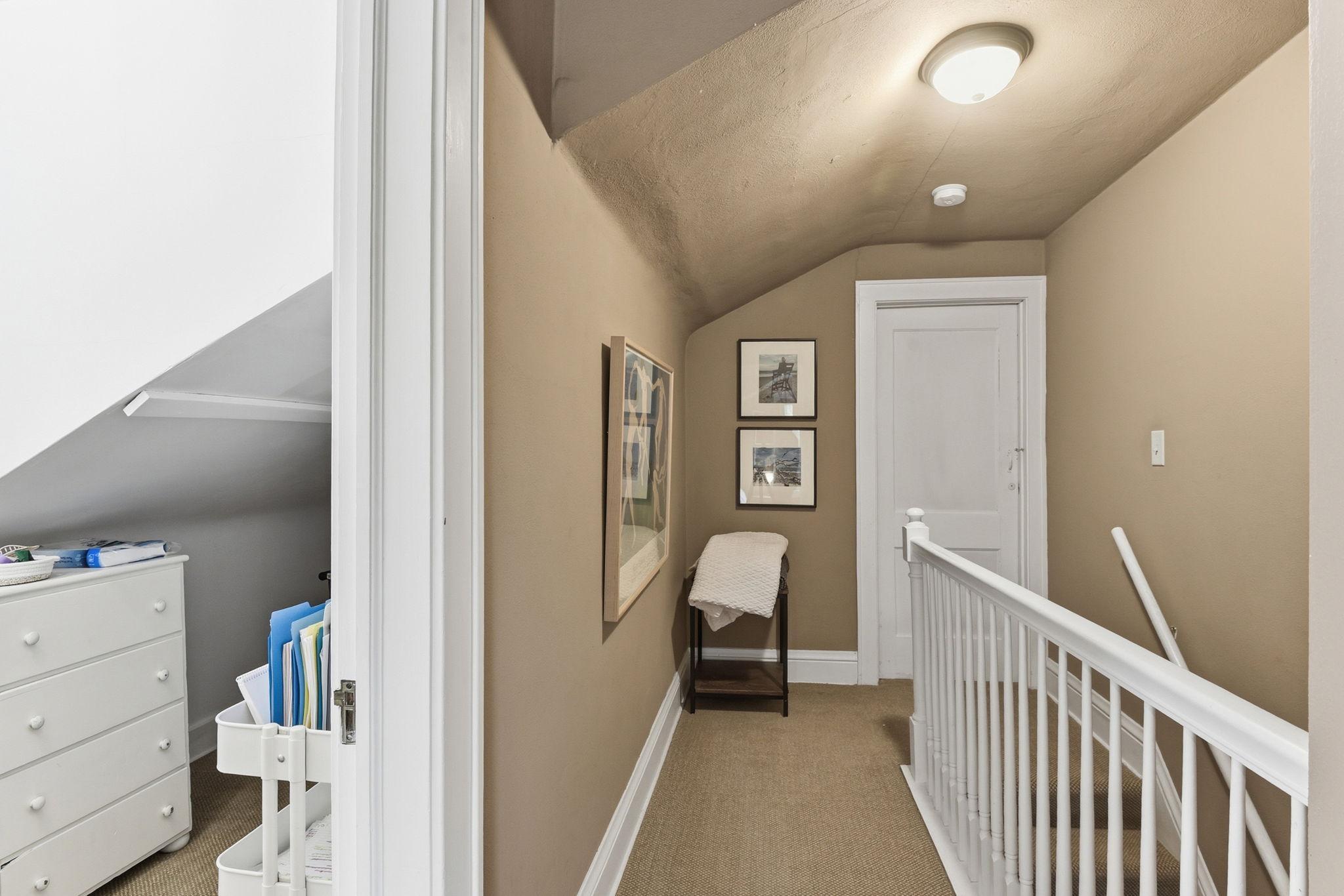 20-web-or-mls-5039-5037-Abbott-Ave-S-DUPLEX-20.jpg