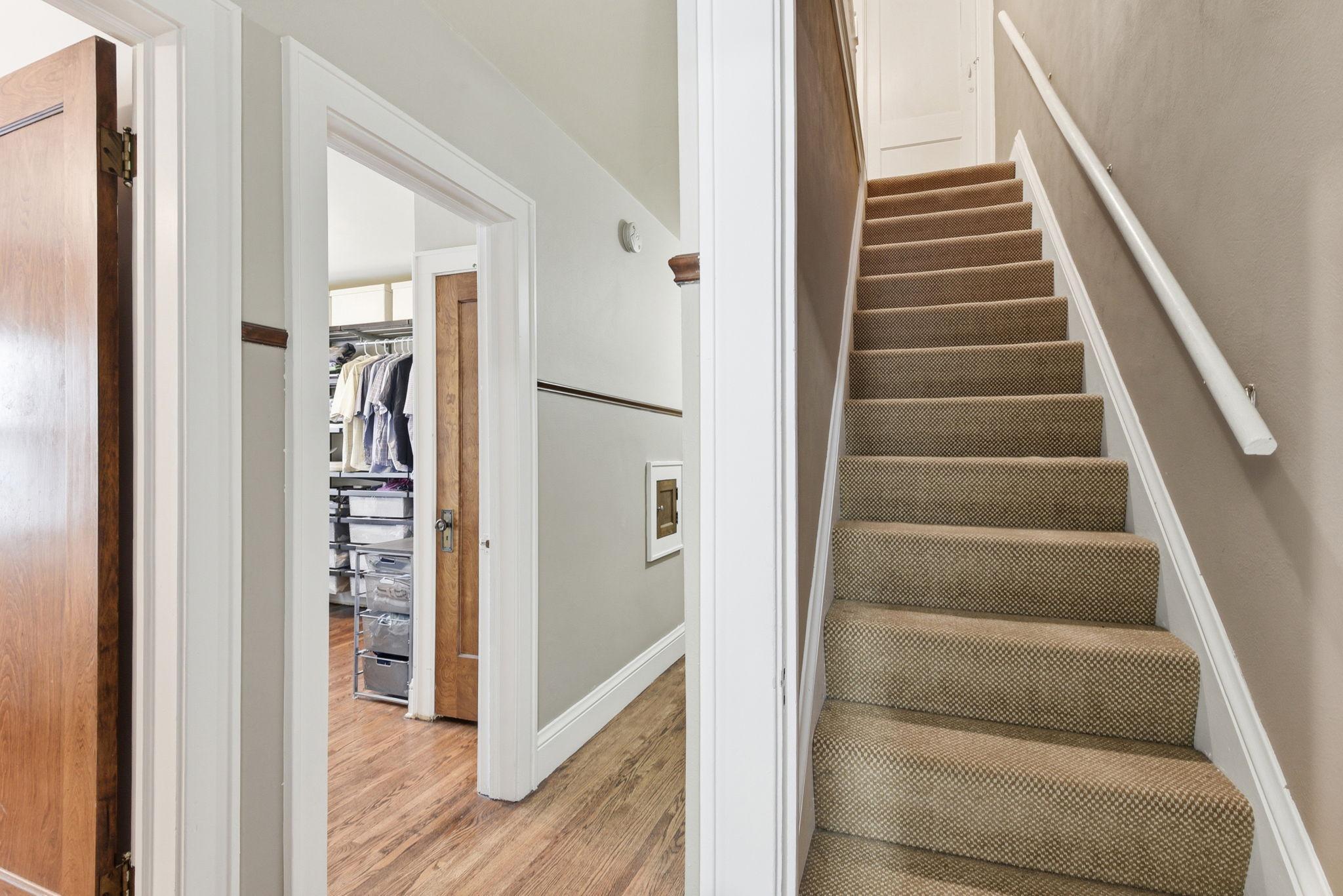19-web-or-mls-5039-5037-Abbott-Ave-S-DUPLEX-19.jpg
