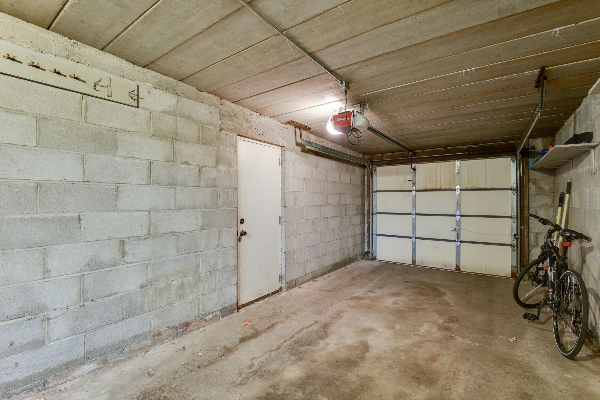 47-web-or-mls-5039-5037-Abbott-Ave-S-DUPLEX-47.jpg