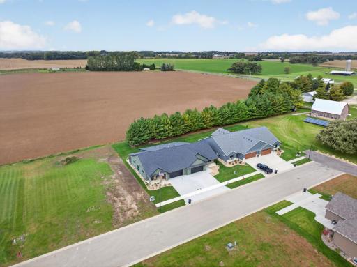743 Kodiak Drive NW, Stewartville, MN 55976