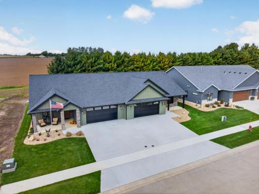 743 Kodiak Drive NW, Stewartville, MN 55976