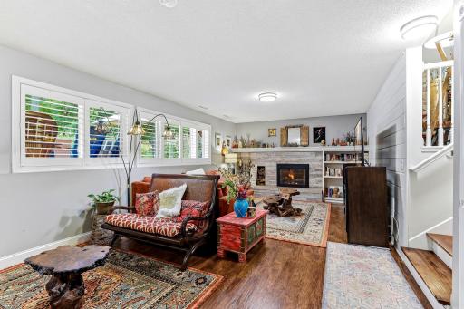 38-web-or-mls-4615-Quantico-Ln-38.jpg