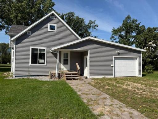 118 4th Street S, Greenbush, MN 56726