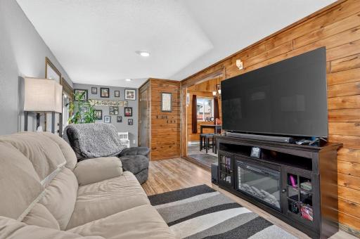 455 NW 1st Street, Cohasset, MN 55721