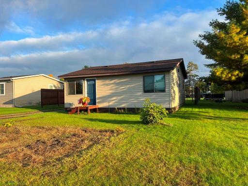 455 NW 1st Street, Cohasset, MN 55721