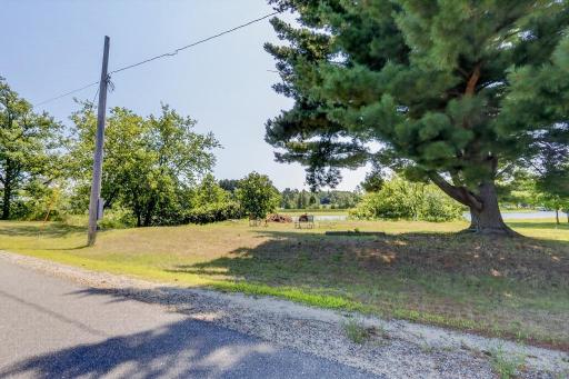 455 NW 1st Street, Cohasset, MN 55721