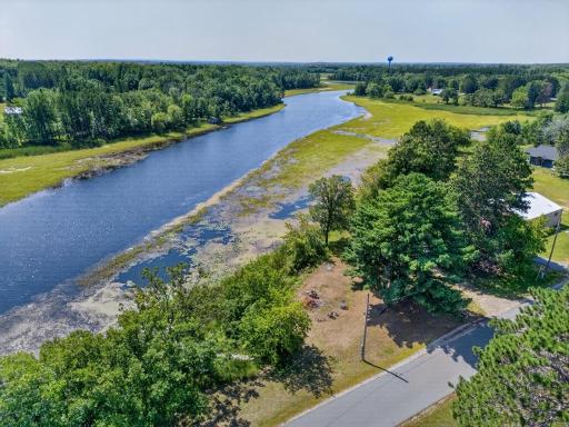 455 NW 1st Street, Cohasset, MN 55721