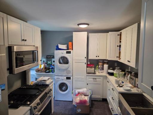16 4th Avenue SE, Dodge Center, MN 55927