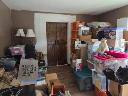 16 4th Avenue SE, Dodge Center, MN 55927