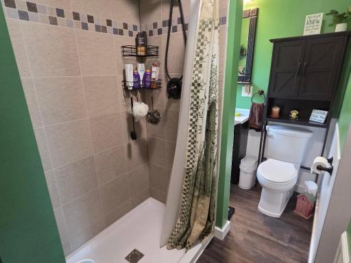 16 4th Avenue SE, Dodge Center, MN 55927