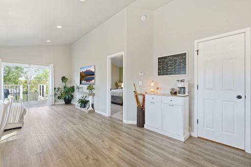 101 5th Street E, Horace, ND 58047