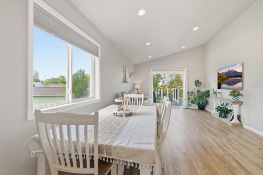 101 5th Street E, Horace, ND 58047