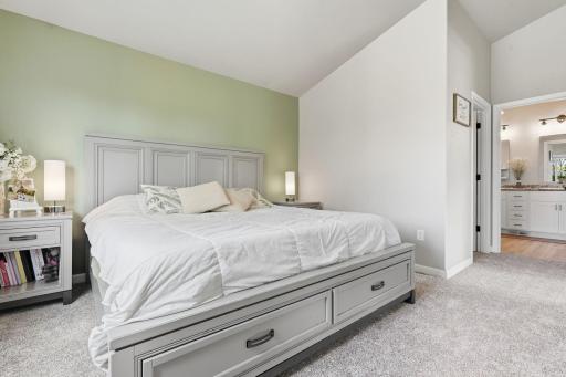 101 5th Street E, Horace, ND 58047
